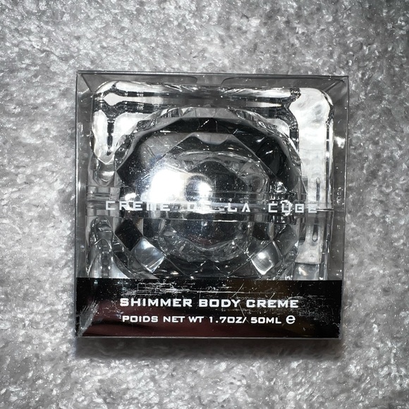 New crème dela shimmer body cream - Picture 2 of 6